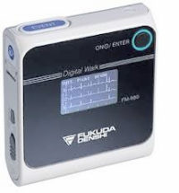 フクダ電子　ホルタ記録器 FM-960 ー 24時間の日常生活を記録した心電図検査が可能です。